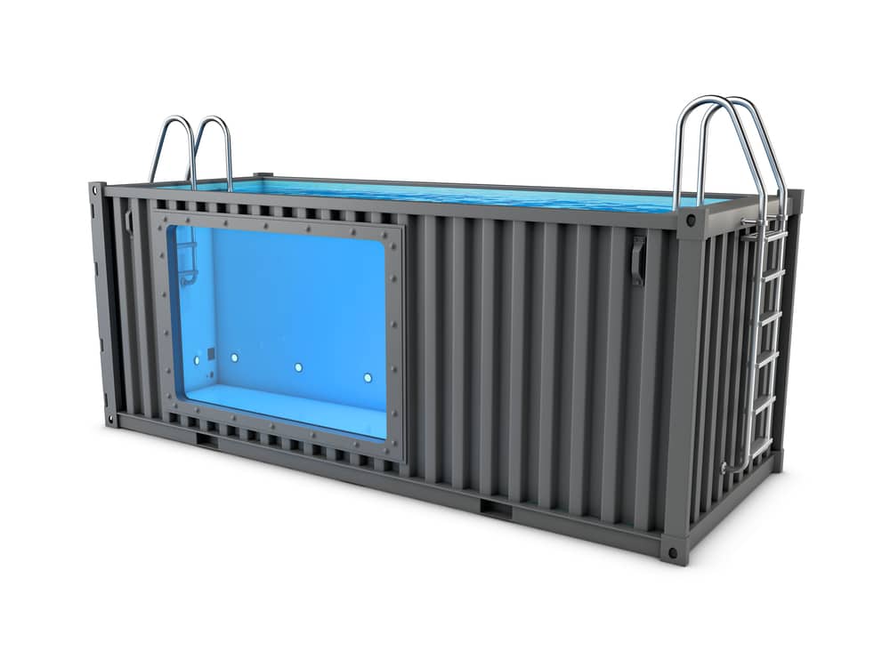 ulustration 3 D d'une mini piscine container avec une paroi en verre
