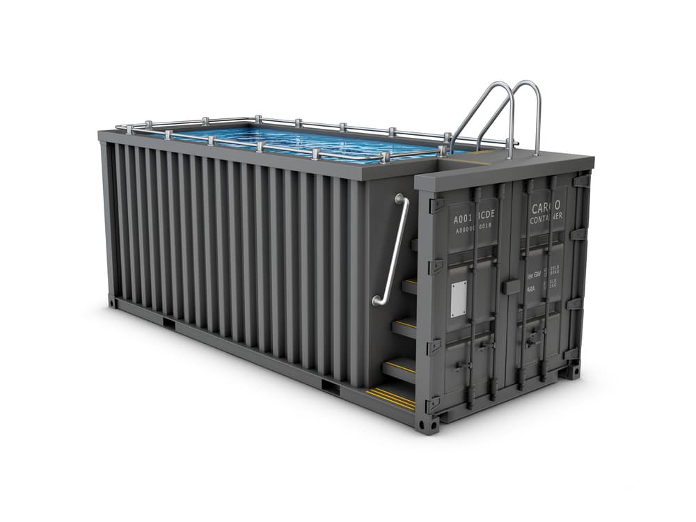 piscine container avec escalier d'accès et options